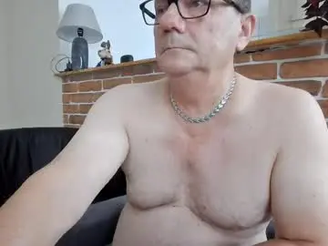 Chaturbate Live Sex Cam of komputer123456789