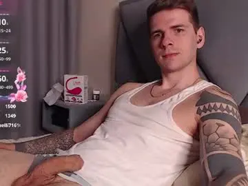 Chaturbate Watch Live Sex Cams of mr_longboy