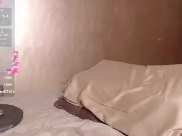 Chaturbate Watch Live Sex Cams of mr_longboy