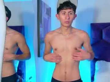Chaturbate Adult Video Chat of andyjustgame_