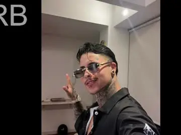 Chaturbate Free Porn Cam of 777_stefantransmen