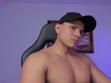 Chaturbate Watch Live Sex Cams of roy__constance