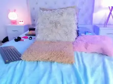 Chaturbate Nude Webcam of maithe_022