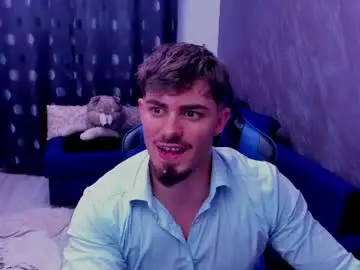 Chaturbate Live Sex Cam of greekgod199