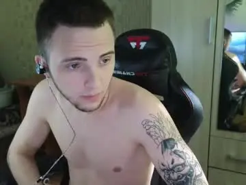 Chaturbate Nude Webcam of golden_boyyy21