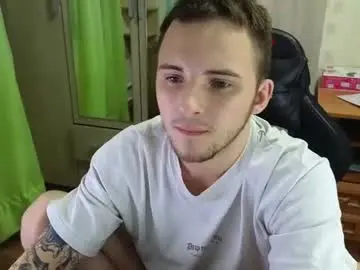 Chaturbate Adult Webcam of golden_boyyy21