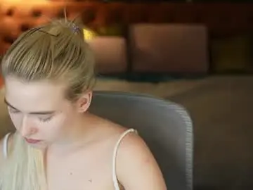 Chaturbate Best live sex cam show of anabel2054