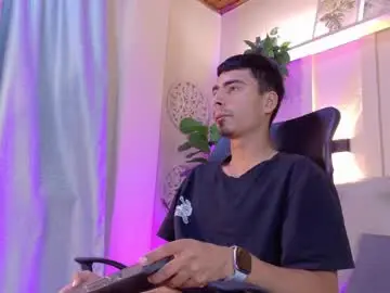 Chaturbate Free Live Porn of axel_saenzz