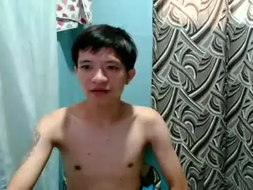 Chaturbate Live Sex Cam of asian_macky
