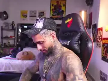 Chaturbate Sex Chat of logan_hugh8