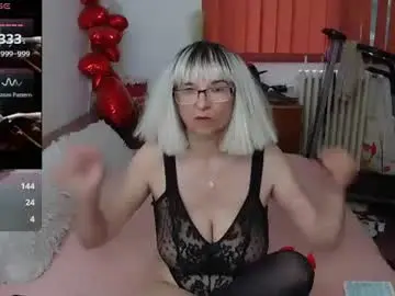 Chaturbate Watch Live Sex Cams of milfdolores