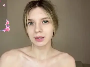 Chaturbate Watch Live Sex Cams of chloe_show