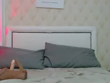 Chaturbate Nude Webcam of redheadxxl