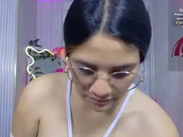 Chaturbate Adult Webcams of chiara_tay