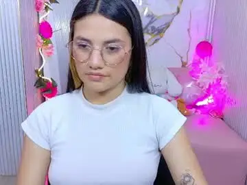 Chaturbate Free Porn Cam of chiara_tay