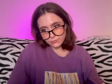 Chaturbate Adult Video Chat of diana_floweri