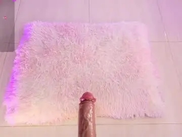 Chaturbate Live Porn of vivi_luv