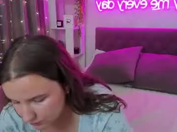 Chaturbate Live Sex Cam of katyaneilson