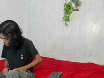 Chaturbate Adult Webcams of dady_show69