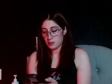 Chaturbate Live Sex Cam of red_moonn