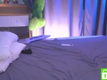 Chaturbate Watch Live Sex Cams of telladreamer_