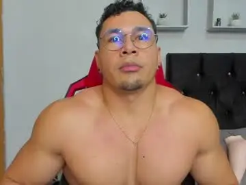 Chaturbate Free Live Porn of tyler_hank1