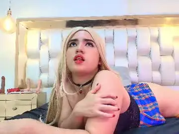 Chaturbate Watch Live Sex Cams of lizzyraven