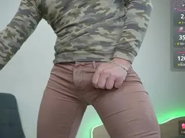 Chaturbate Live Porn of alexandrblatenn