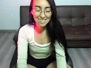 Chaturbate Live Sex Cam of queenbyte_18