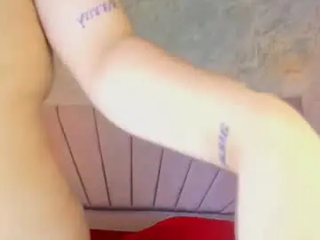 Chaturbate Nude Webcam of mia_candy_0
