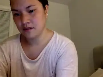 Chaturbate Live Sex Cam of sweetlittleangela