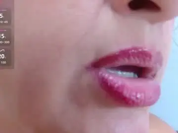 Chaturbate Nude Webcam of kerly_doll