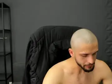 Chaturbate Best live sex cam show of troywade