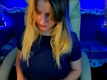 Chaturbate Live Sex Cam of daryana_gray
