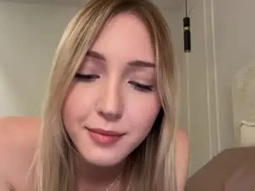Chaturbate Watch Live Sex Cams of princessmood