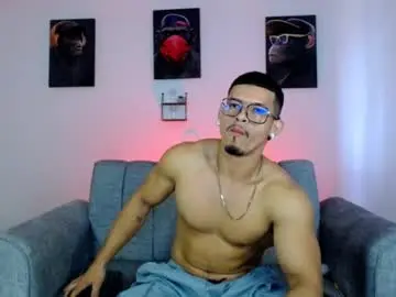 Chaturbate Free Porn Cam of ethan_rodgers01