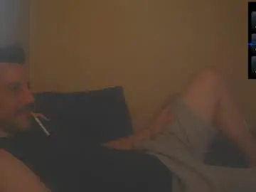 Chaturbate Live Sex Cam of bigcawwwk