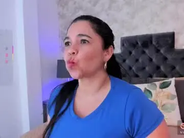 Chaturbate Live Sex Cam of elizabeth_colleman