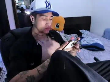 Chaturbate Best live sex cam show of karybig3