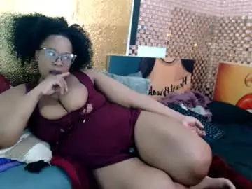 Chaturbate Live Sex Cam of ivyblu_xoxo