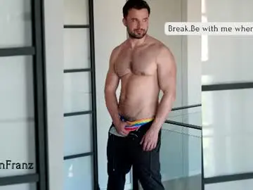 Chaturbate Live Sex Cam of jonathanfranz123