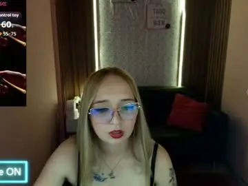 Chaturbate Free Porn Cam of liaroberts1