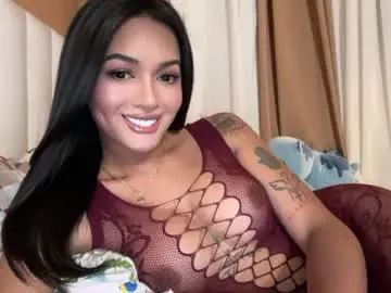 Chaturbate Best live sex cam show of yummyrenalyn
