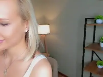 Chaturbate Best live sex cam show of angelwellnes
