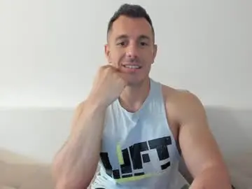 Chaturbate Best Webcam of roberto4ever