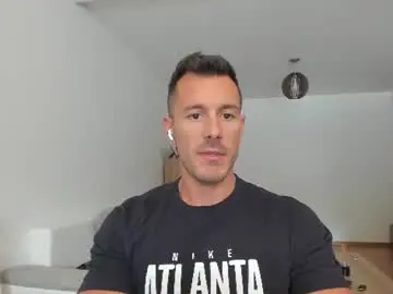 Chaturbate Adult Webcam of roberto4ever