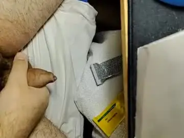 Chaturbate Watch Live Sex Cams of small_1986
