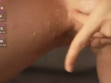 Chaturbate Watch Live Sex Cams of jennyplaudis_