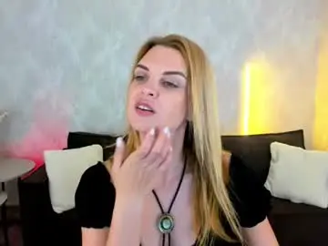 Chaturbate Free Live Porn of lunaflinn