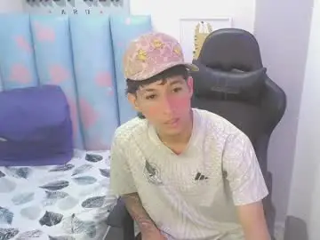 Chaturbate Adult Webcams of liam_play
